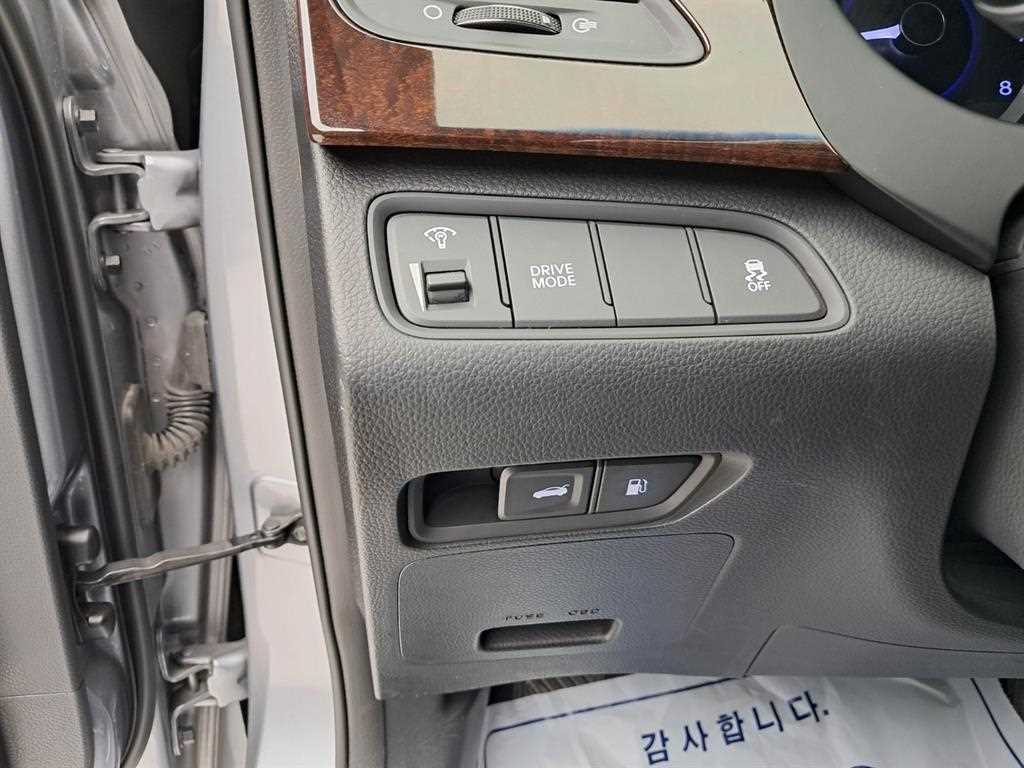 HYUNDAI Grandeur 2017 Gris - Importación desde Corea - HF Imports Iquique - Foto 14