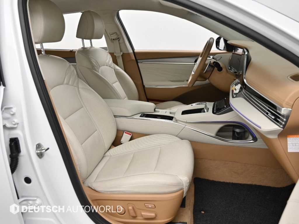 HYUNDAI Grandeur - Vista 11