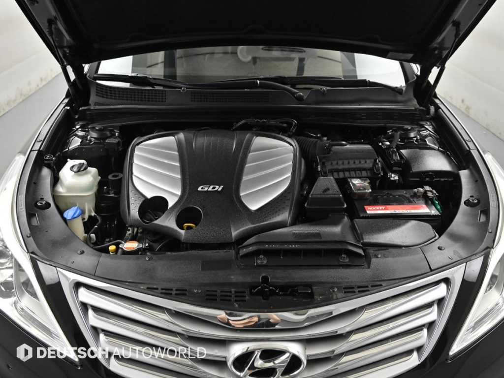 HYUNDAI Grandeur - Vista 8