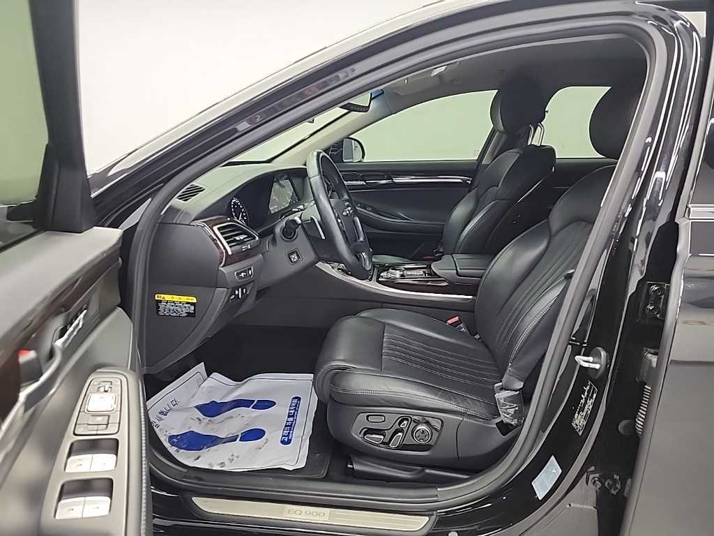 Genesis EQ900 - Vista 11