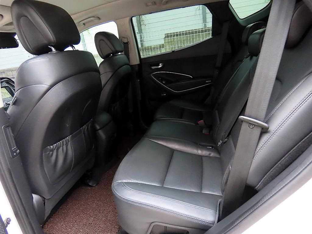 HYUNDAI Santa Fe - Vista 6