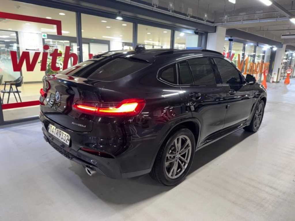 BMW X4 - Vista 3