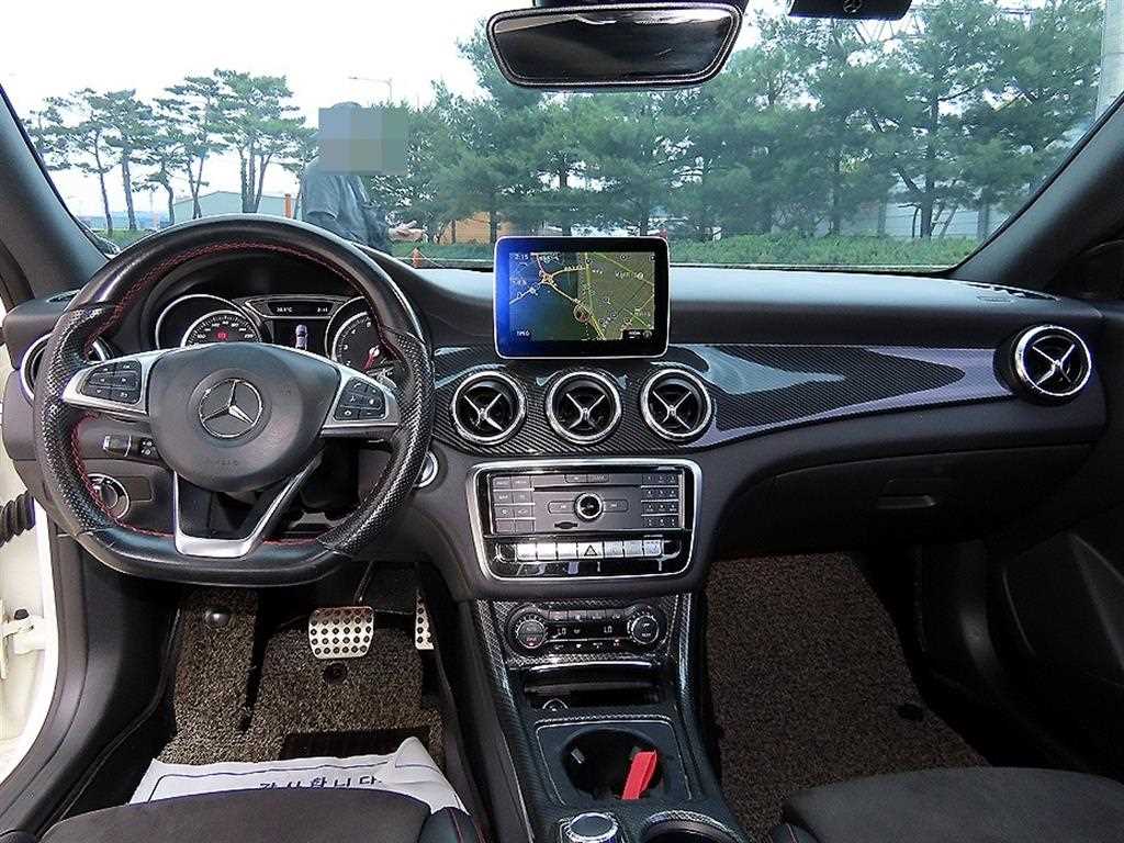 Mercedes Benz CLA Class - Vista 7