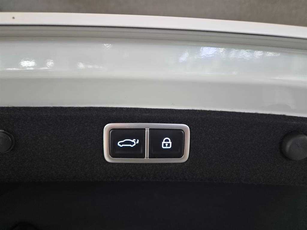 HYUNDAI Grandeur 2023 Blanco - Importación desde Corea - HF Imports Iquique - Foto 17
