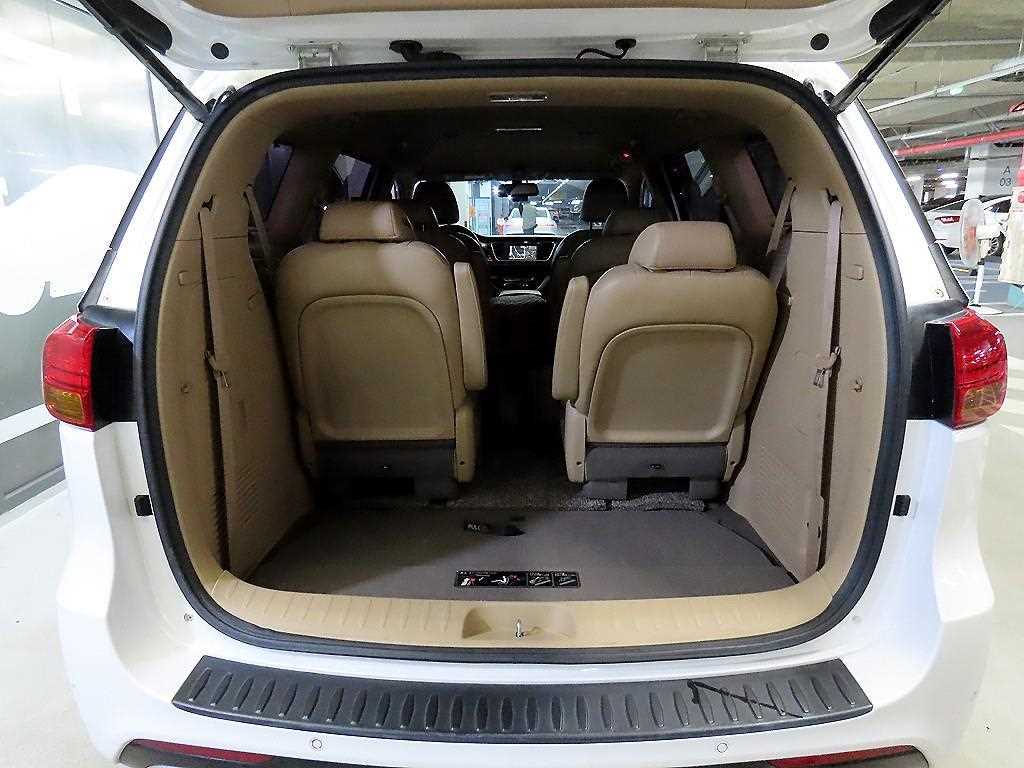 KIA Carnival 2017 Blanco - Importación desde Corea - HF Imports Iquique - Foto 17