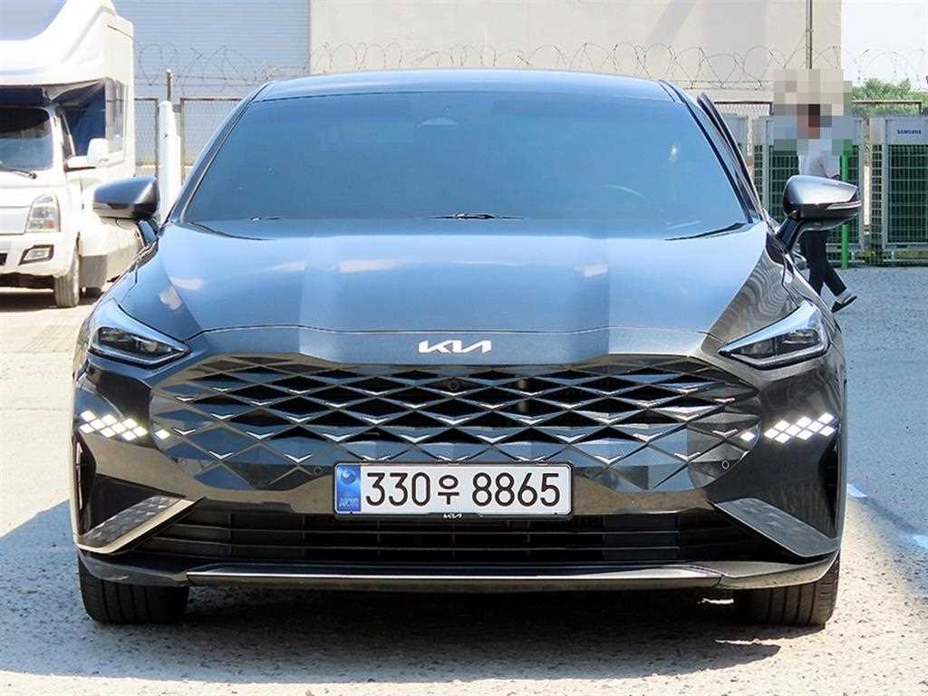 KIA K8 - Vista 3