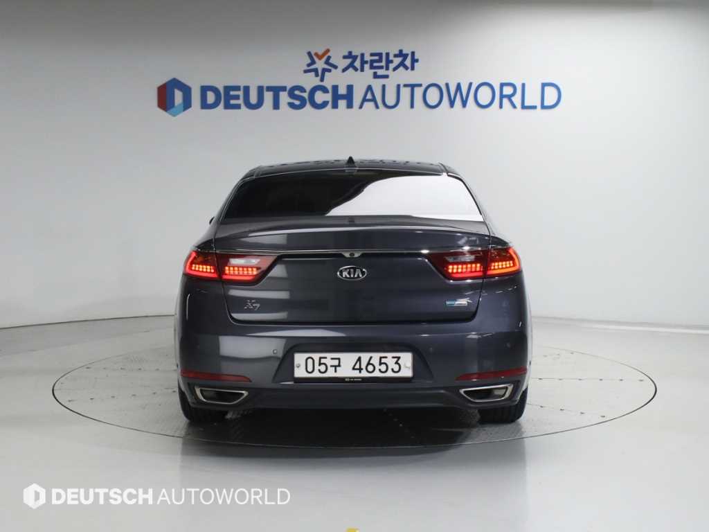 KIA K7 - Vista 4