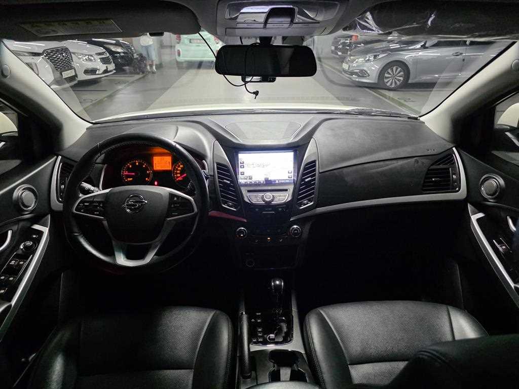 Ssangyong Korando - Vista 9
