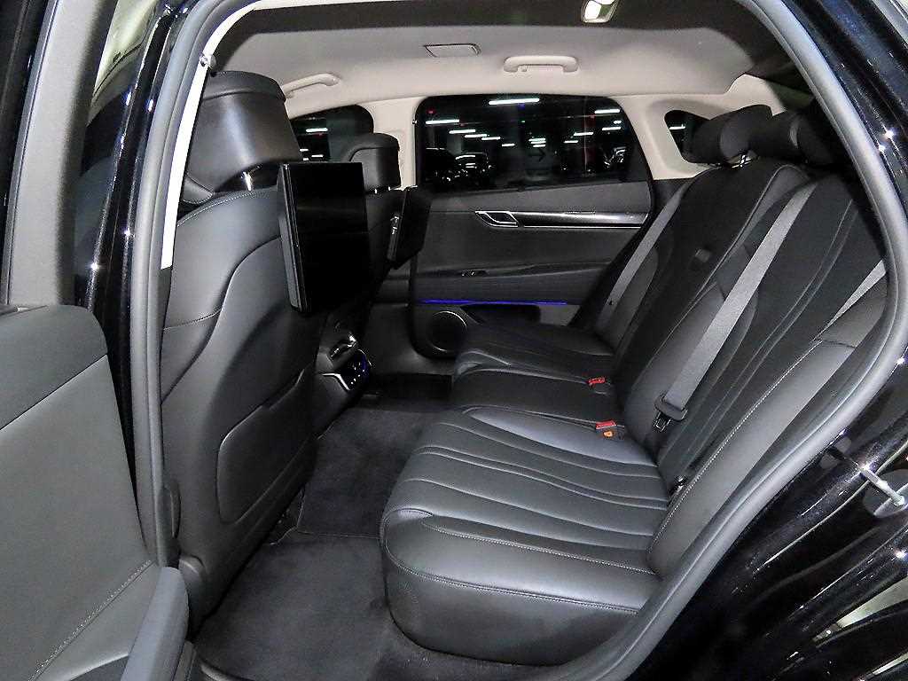 Genesis G80 - Vista 7