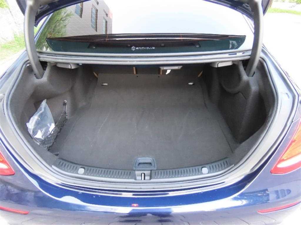 Mercedes Benz E class 2019 Azul - Importación desde Corea - HF Imports Iquique - Foto 19