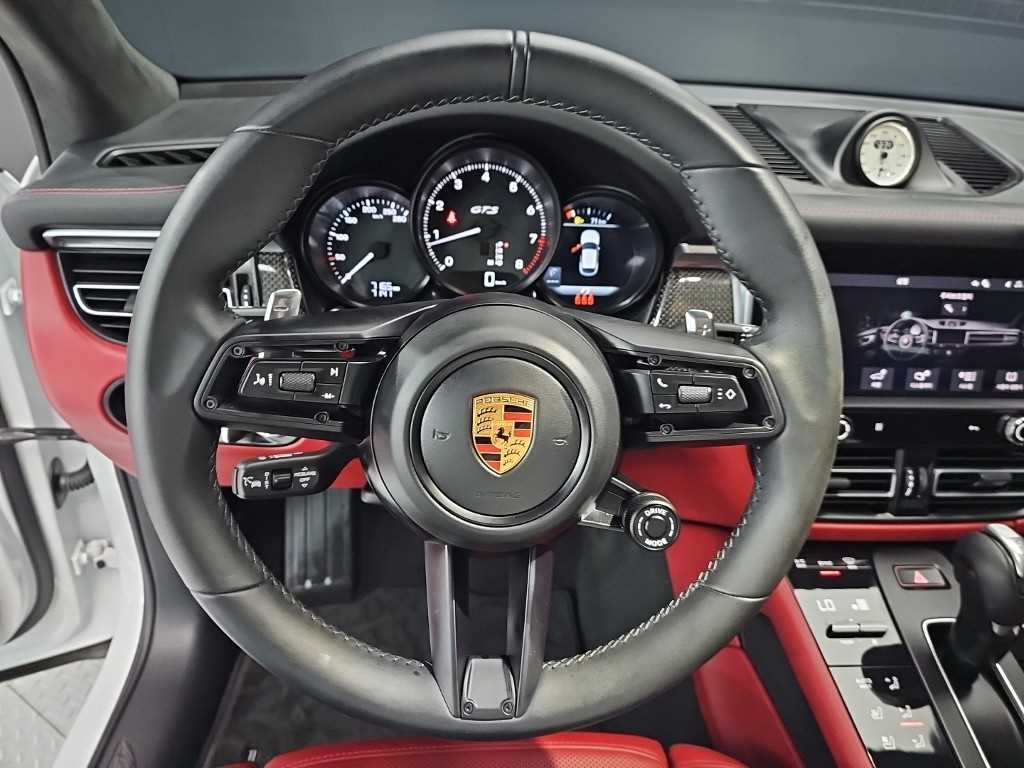 Porsche Macan - Vista 11