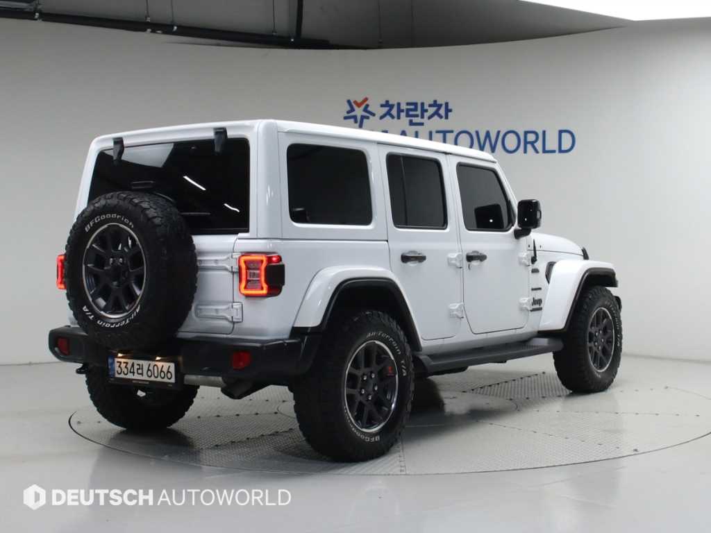Jeep Wrangler - Vista 2