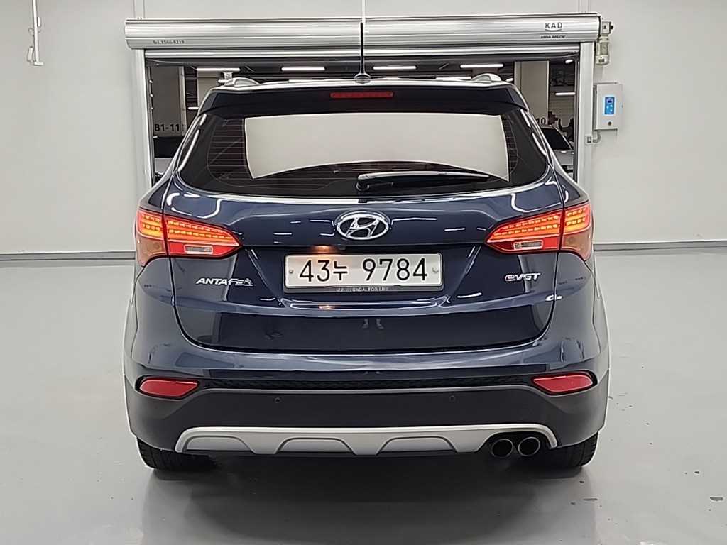 HYUNDAI Santa Fe - Vista 3