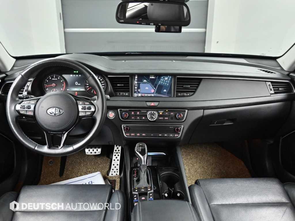 KIA K7 - Vista 9