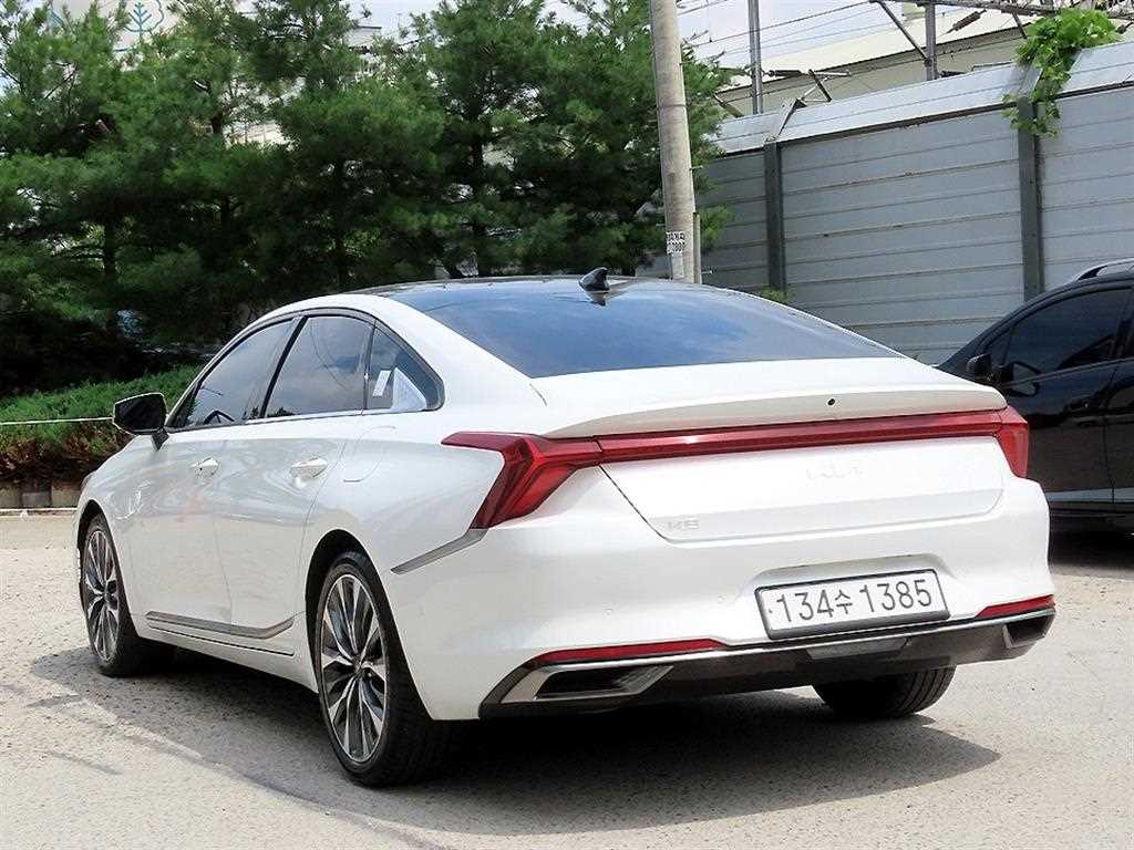 KIA K8 - Vista 3
