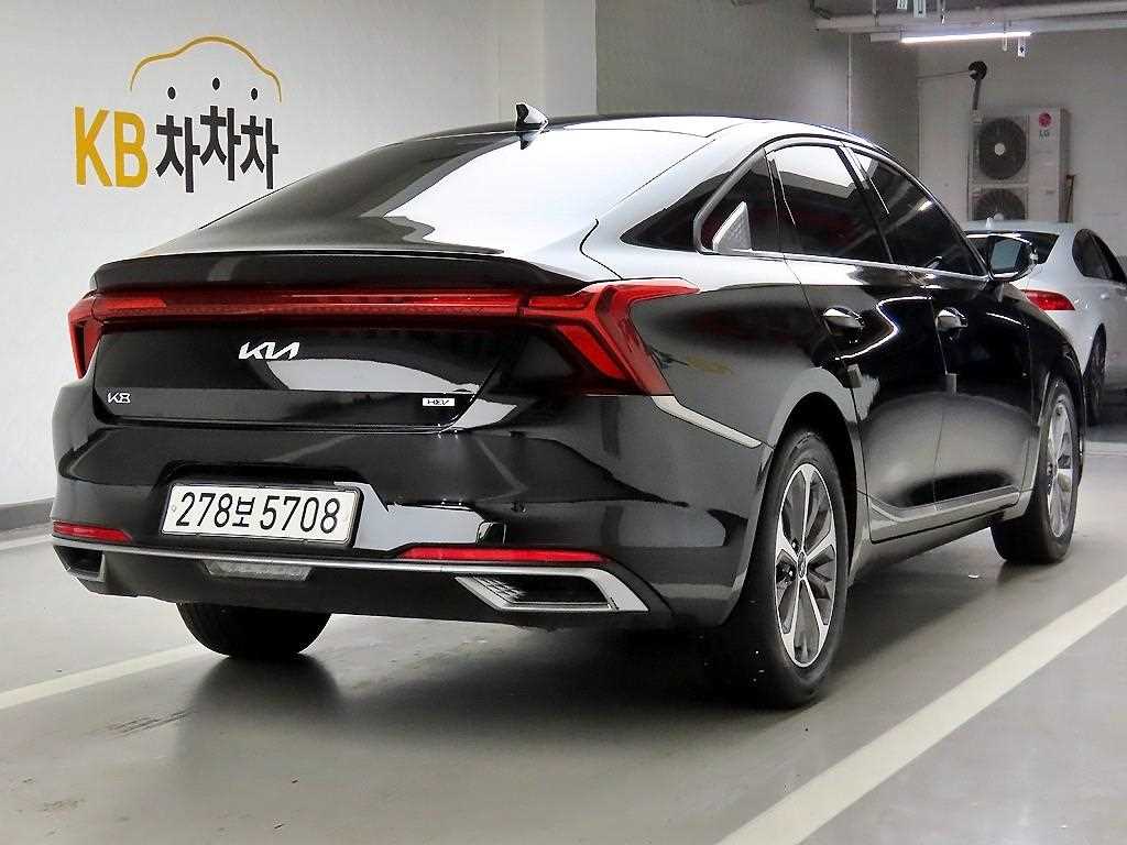 KIA K8 - Vista 3