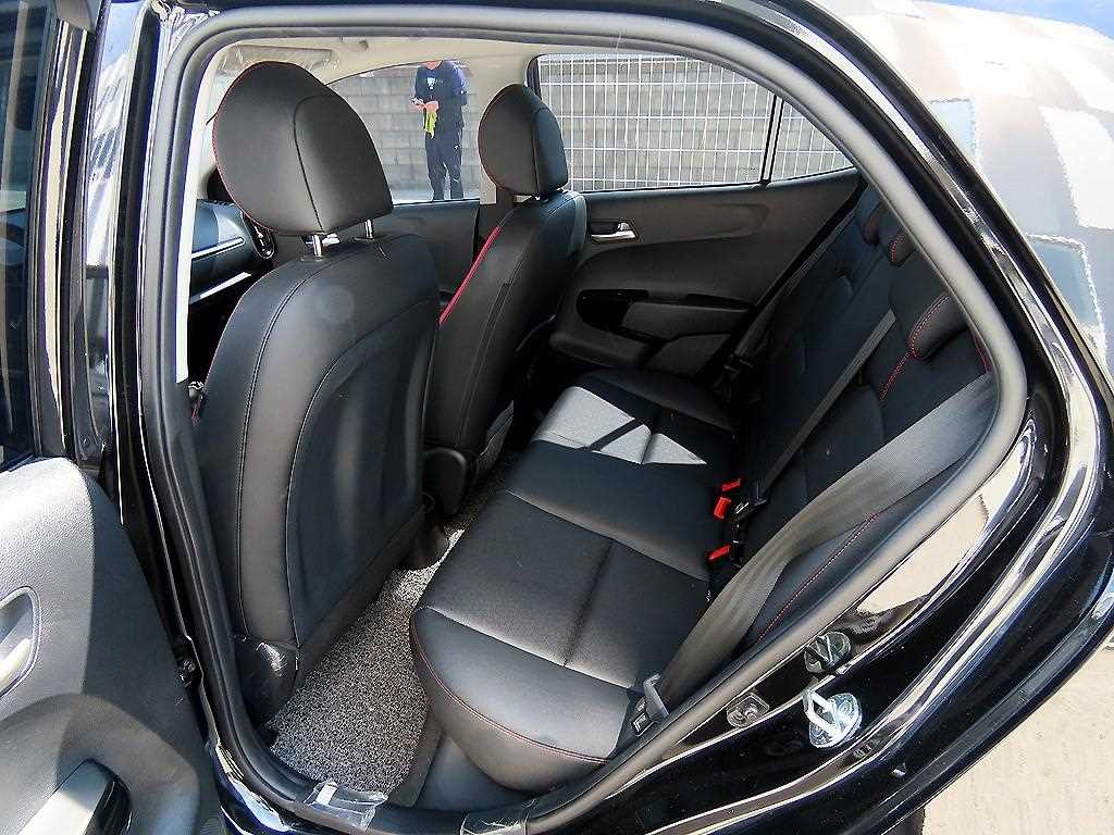 KIA Morning - Vista 6