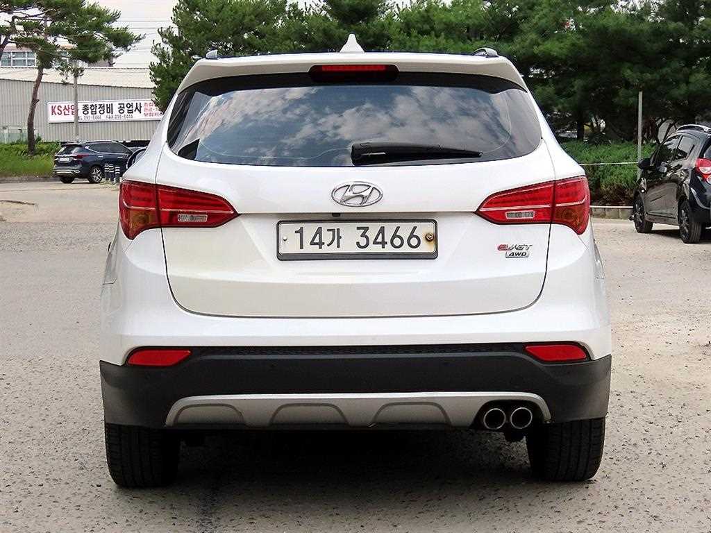 HYUNDAI Santa Fe - Vista 4