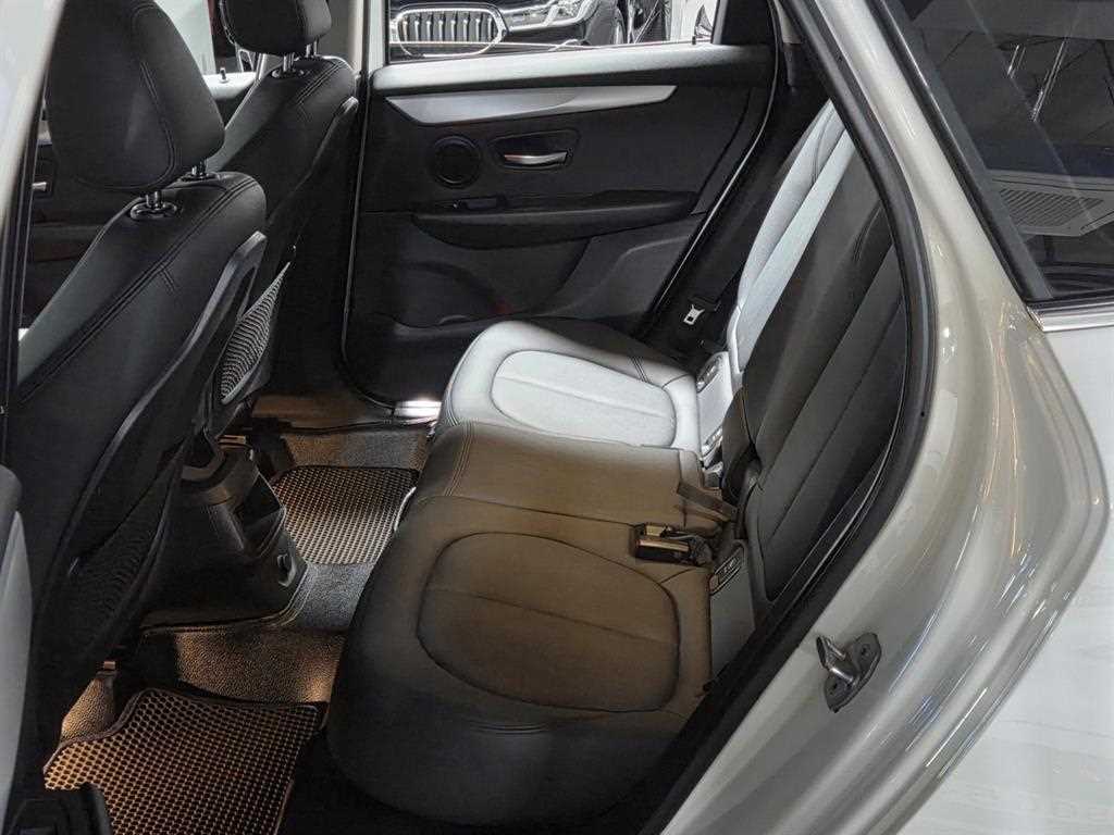 BMW 2 series - Vista 11