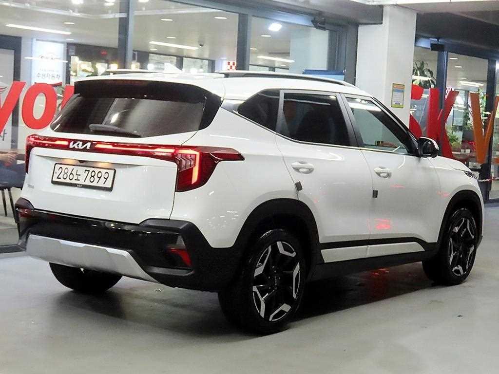 KIA Seltos - Vista 4