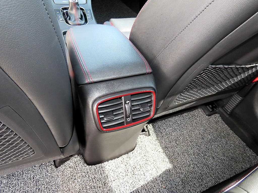 HYUNDAI i30 2019 Blanco - Importación desde Corea - HF Imports Iquique - Foto 17