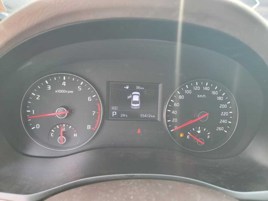 KIA K7 - Vista 4