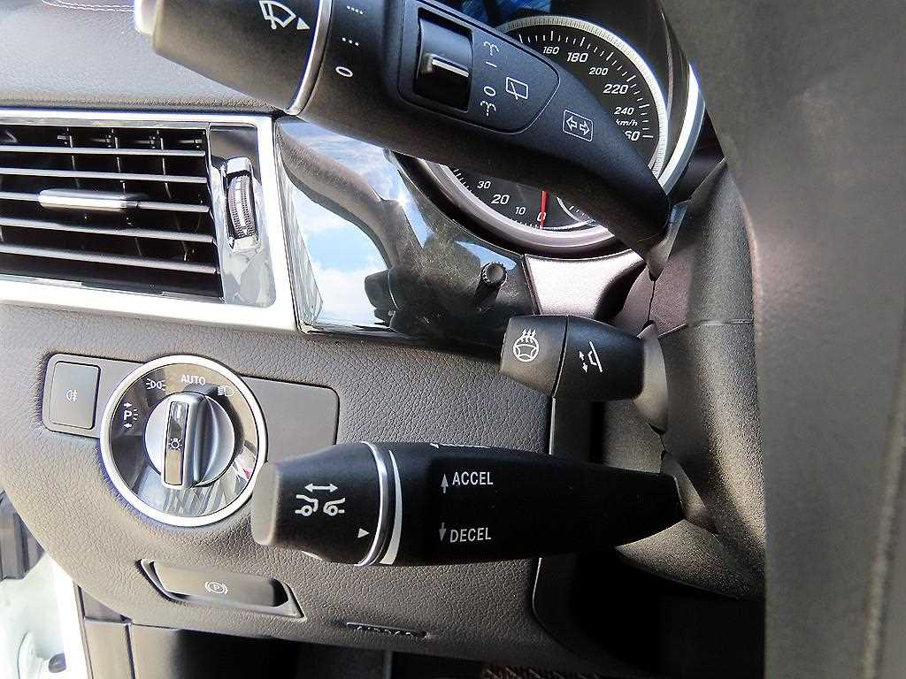 Mercedes Benz GLS Class - Vista 12