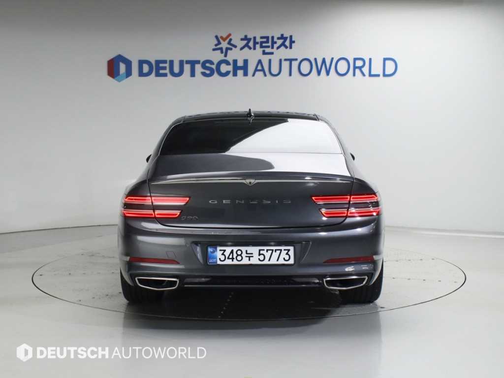 Genesis G80 - Vista 4