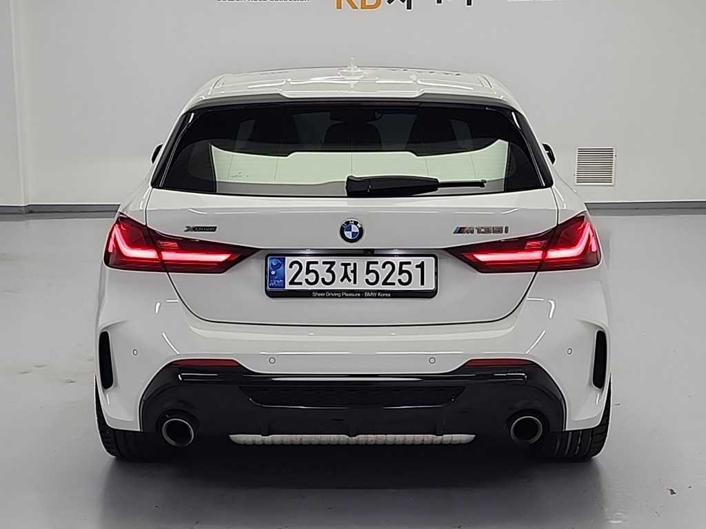 BMW 1 series - Vista 3