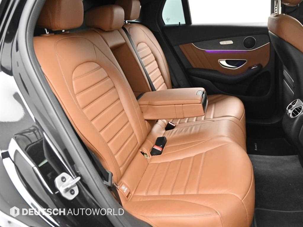 Mercedes Benz GLC Class - Vista 12