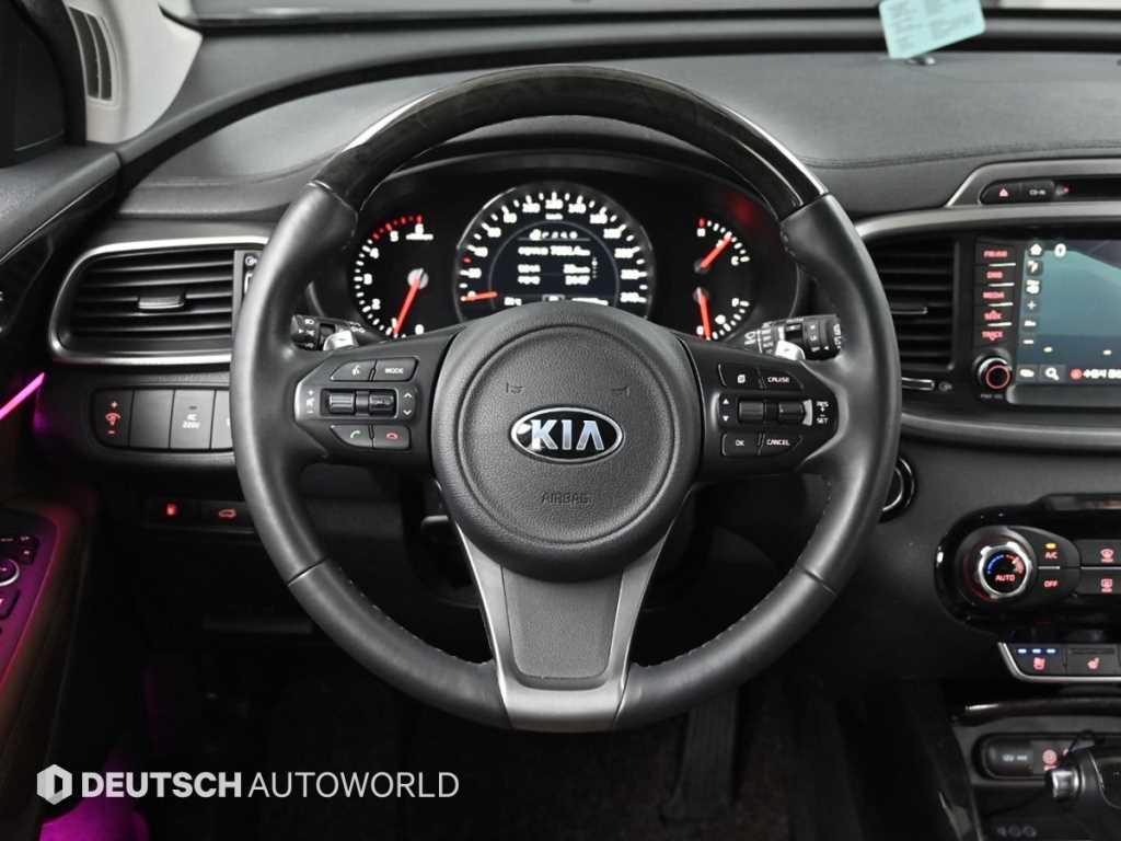 KIA Sorento - Vista 12