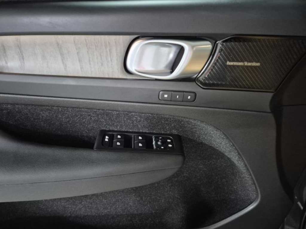 Volvo XC40 - Vista 11