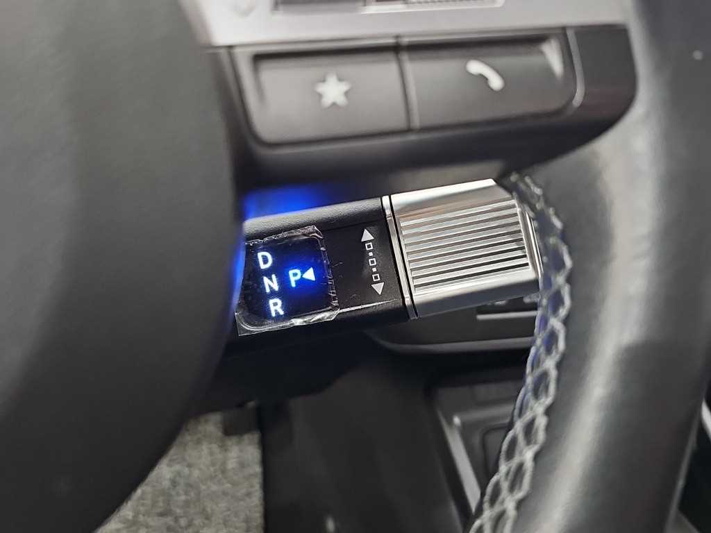 HYUNDAI Kona - Vista 8