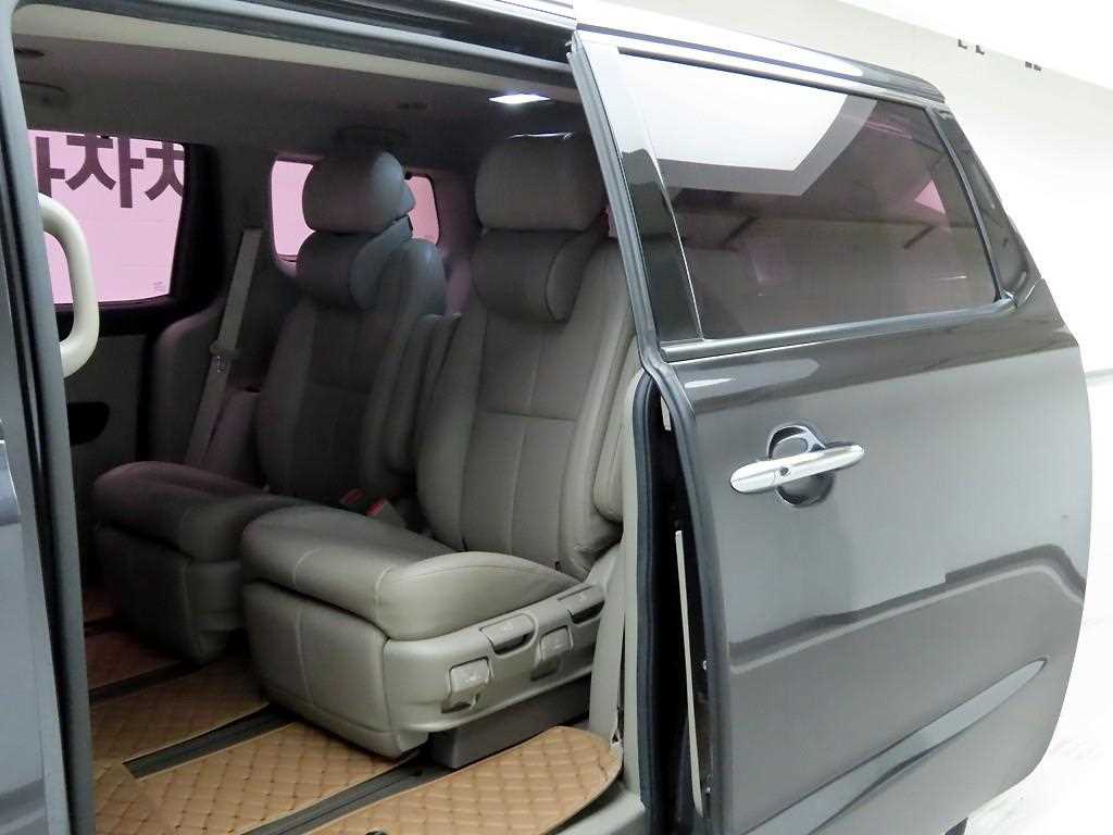 KIA Carnival 2018 Gris - Importación desde Corea - HF Imports Iquique - Foto 16