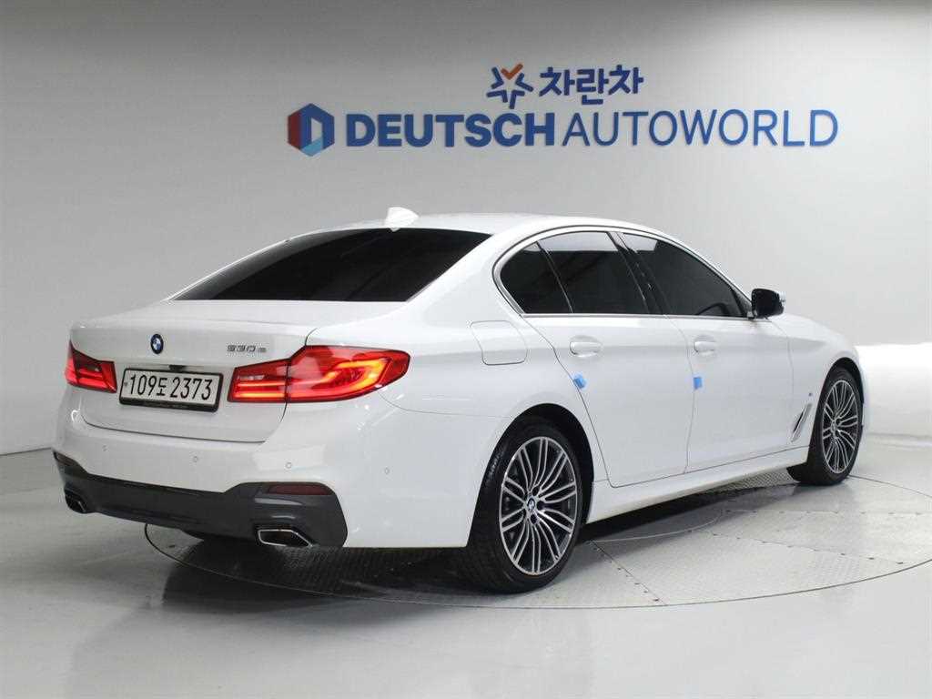 BMW 5 Series - Vista 4