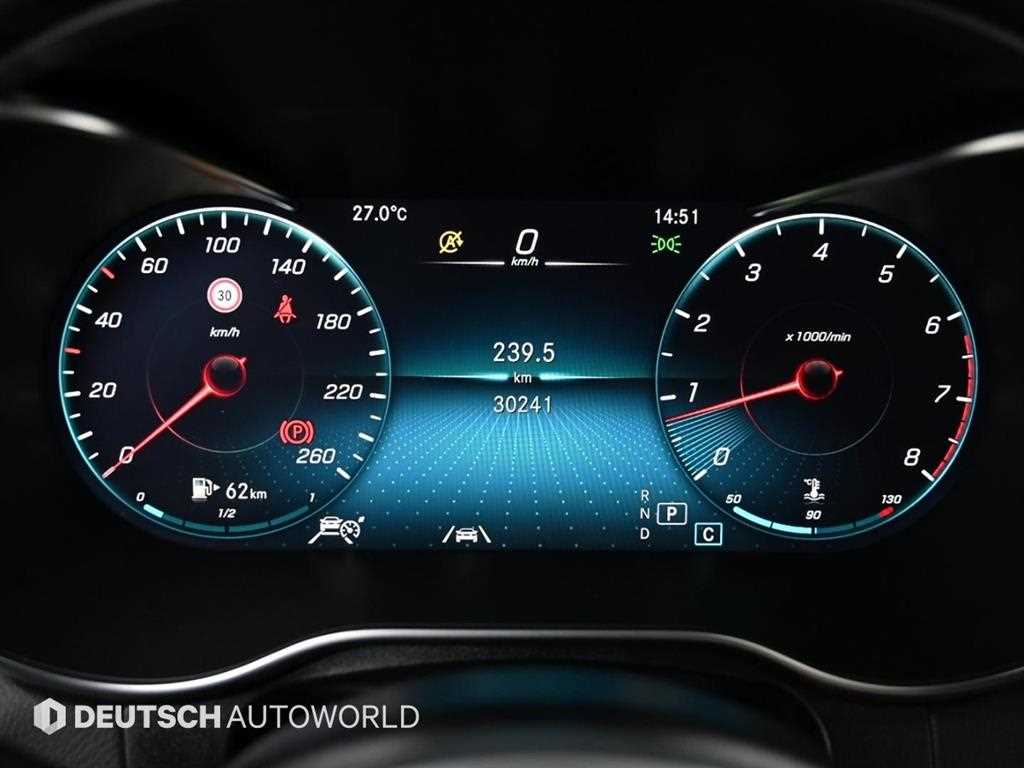 Mercedes Benz GLC Class - Vista 6