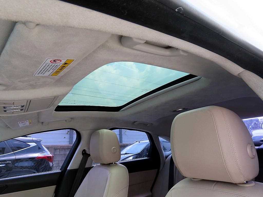 Jaguar XF 2019 Blanco - Importación desde Corea - HF Imports Iquique - Foto 18