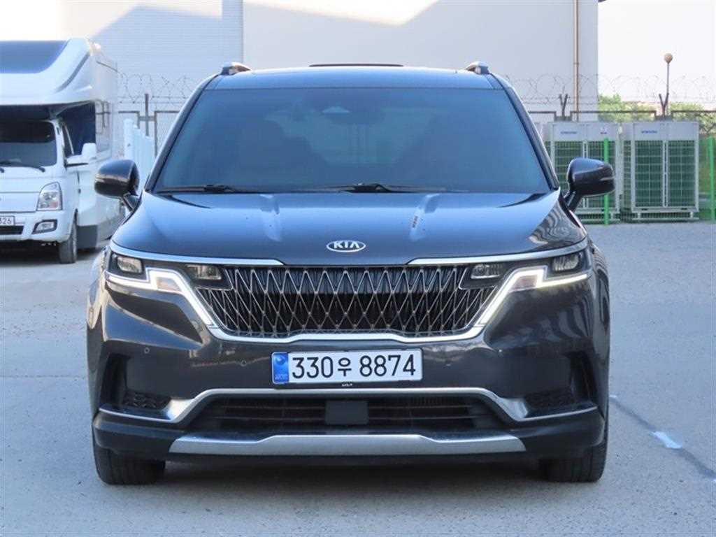 KIA Carnival - Vista 2