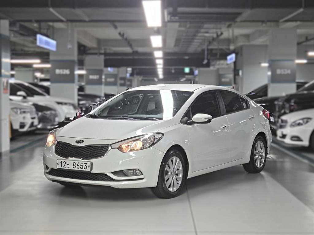 KIA K3 2015 Blanco - Importación desde Corea - HF Imports Iquique - Foto 1