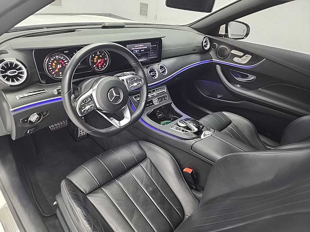 Mercedes Benz E class - Vista 7