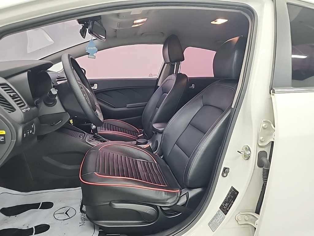 KIA K3 2014 Blanco - Importación desde Corea - HF Imports Iquique - Foto 13