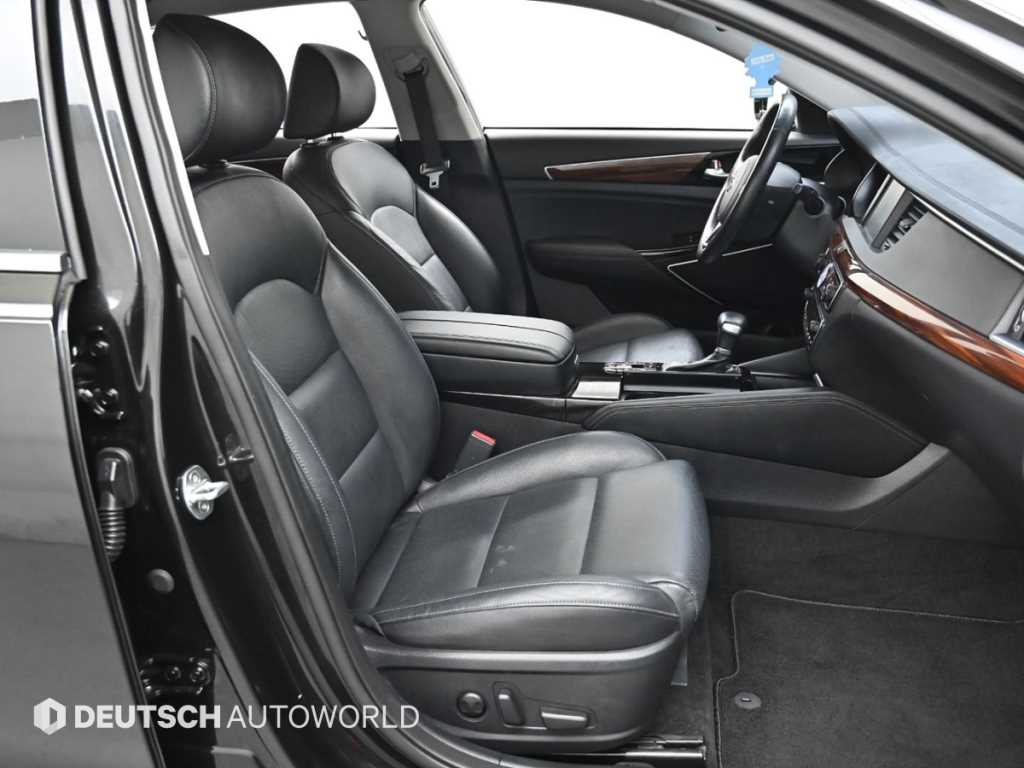 KIA K7 - Vista 10