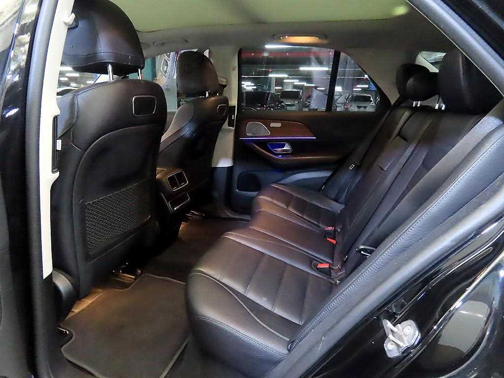 Mercedes Benz GLE Class - Vista 7
