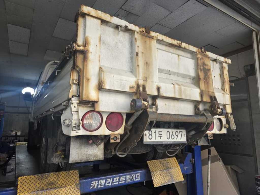 Small Truck Cargo (small) - Vista 9