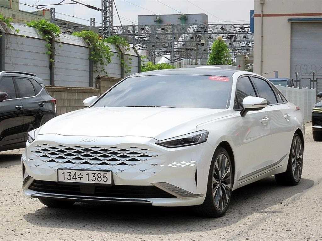 KIA K8 - Vista 2