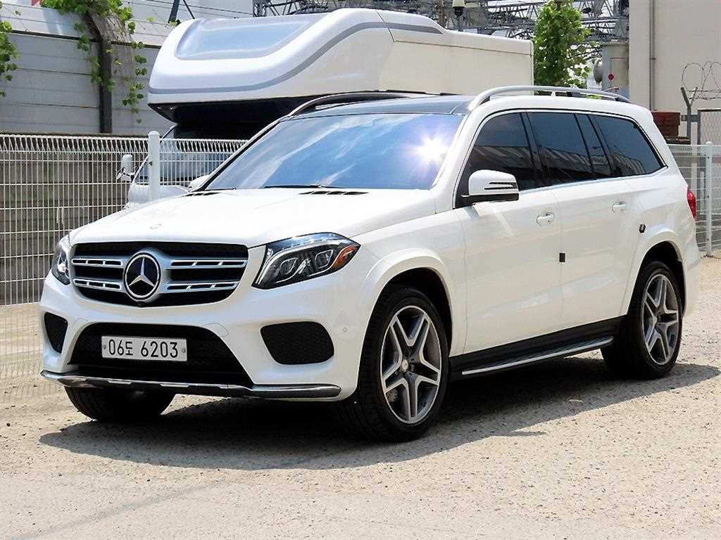 Mercedes Benz GLS Class - Vista 2
