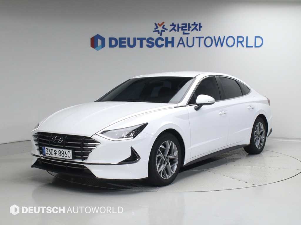 HYUNDAI Sonata 2023 Blanco - Importación desde Corea - HF Imports Iquique - Foto 1