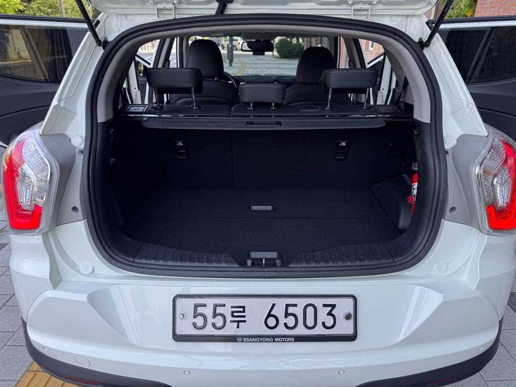 Ssangyong Tivoli - Vista 10