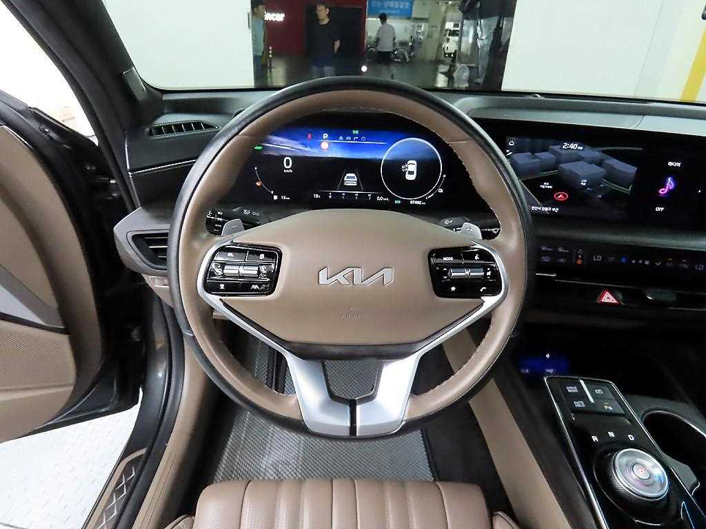 KIA K8 - Vista 9