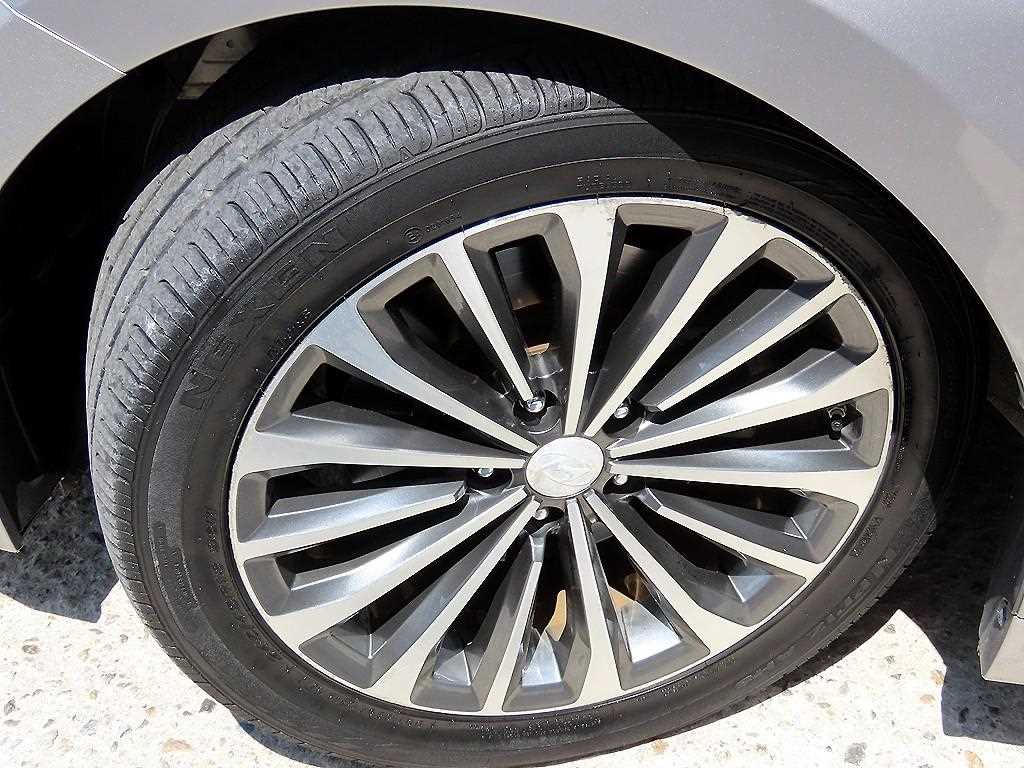 HYUNDAI Grandeur 2013 Gris - Importación desde Corea - HF Imports Iquique - Foto 20